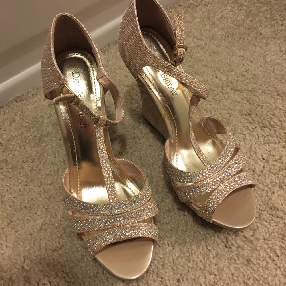 David’s Bridal Gold sparkly wedges size 8